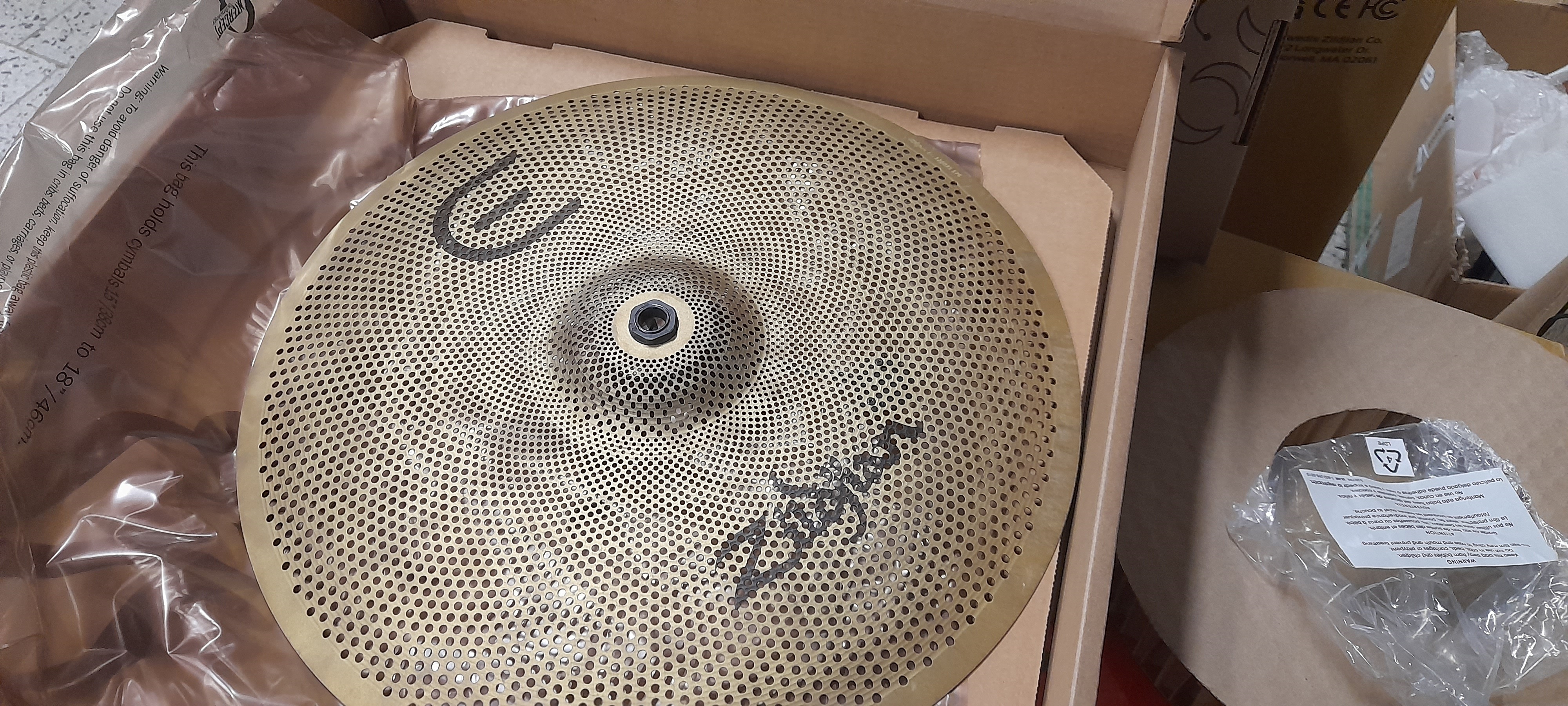 Zildjian Alchem-E Bronze EX (použité) (obrázek 17)