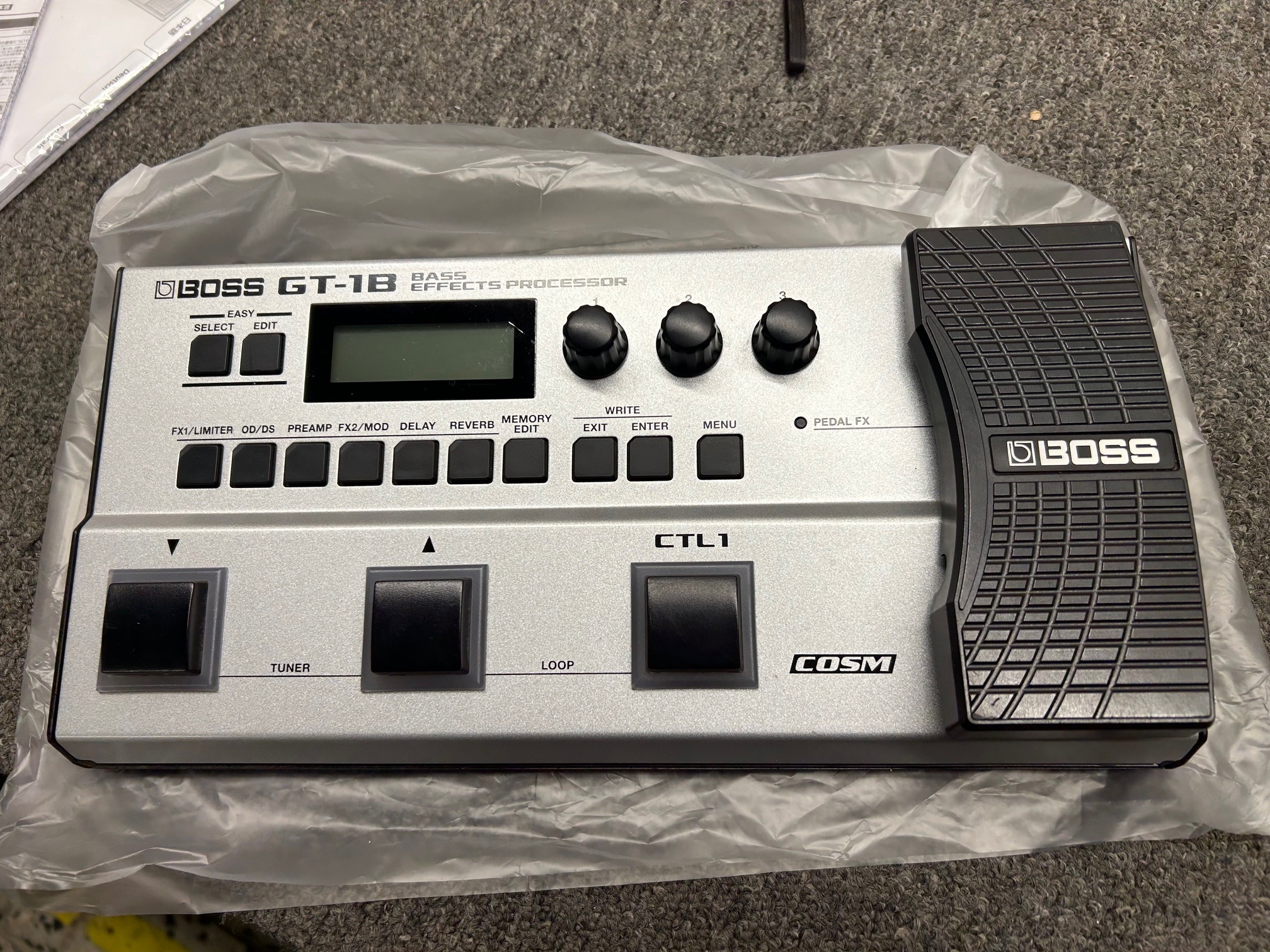 Boss GT-1B (použité) (obrázek 10)