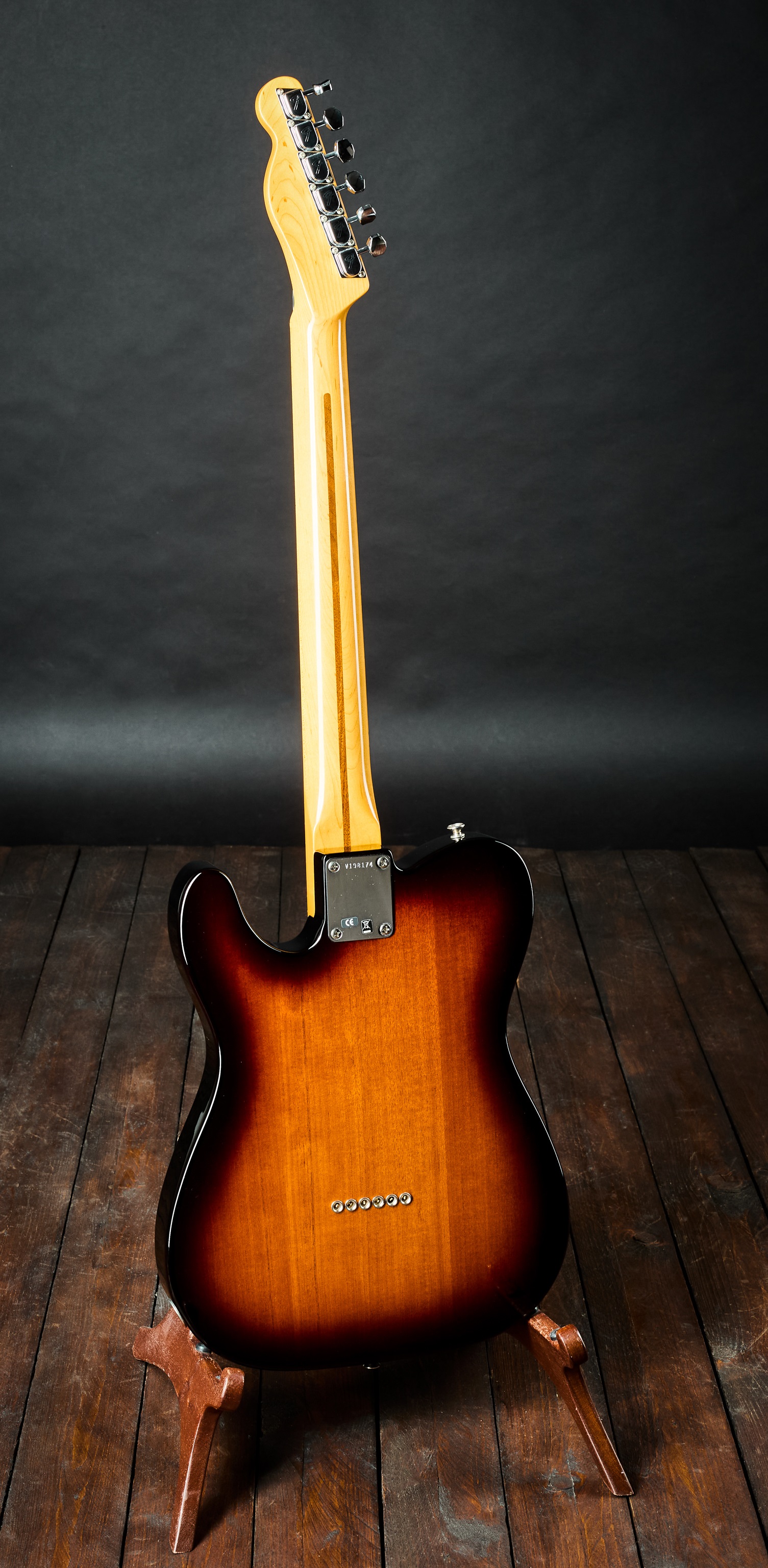 Fender 2012 AVRI 69 Thinline (obrázek 3)