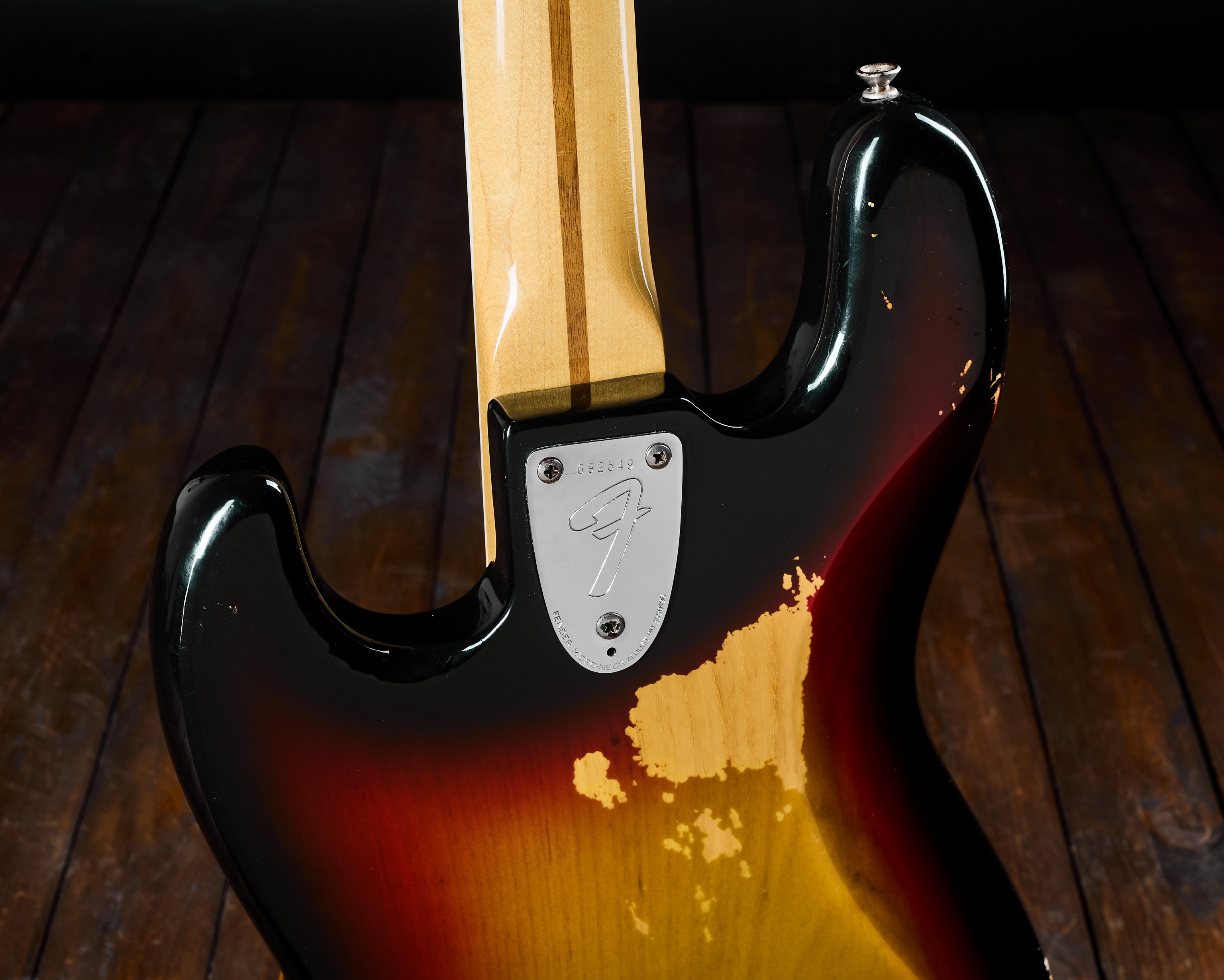 Fender 1976 Jazz Bass 3TSB (obrázek 4)