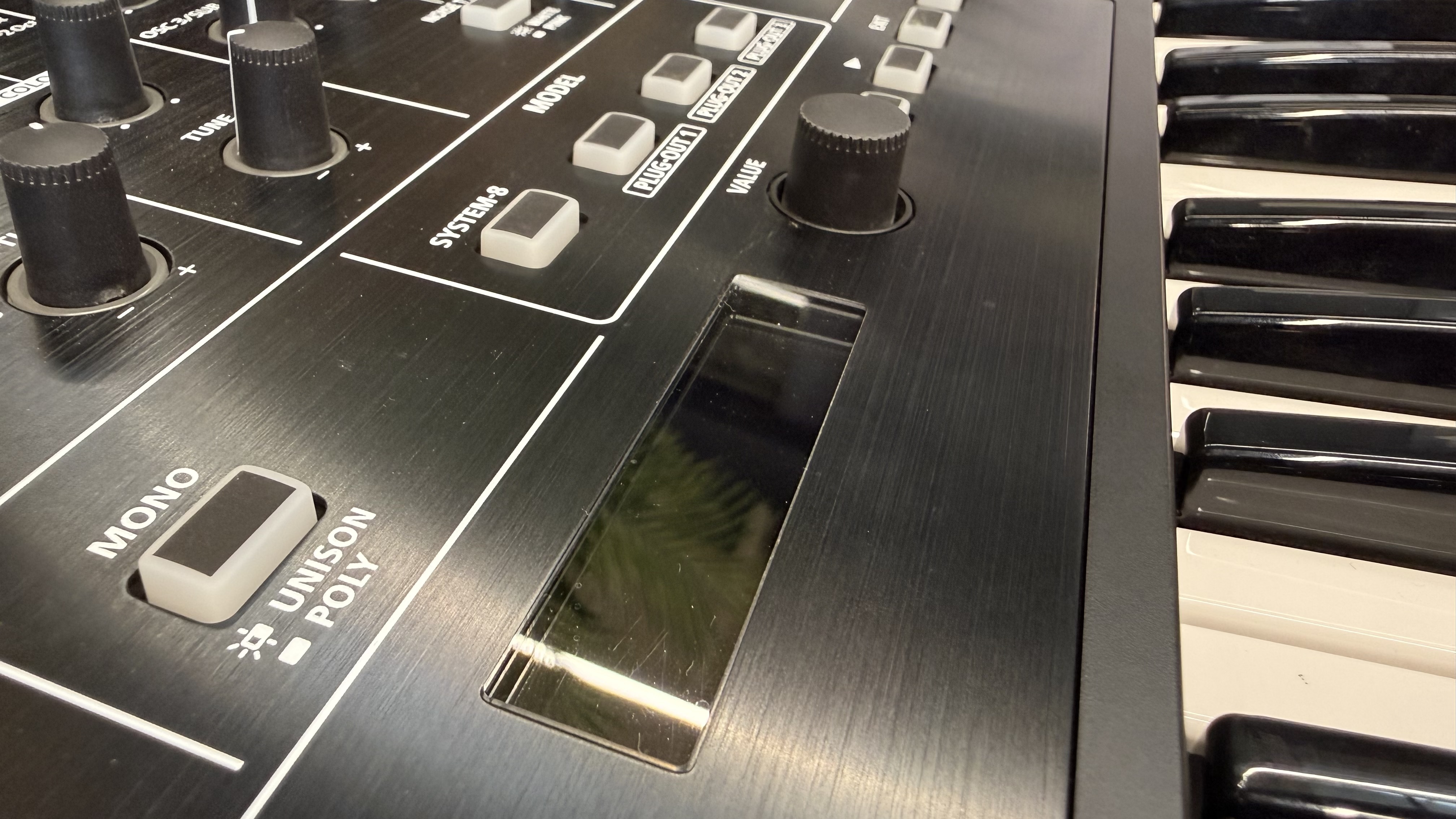 Roland SYSTEM-8 (použité) (obrázek 7)