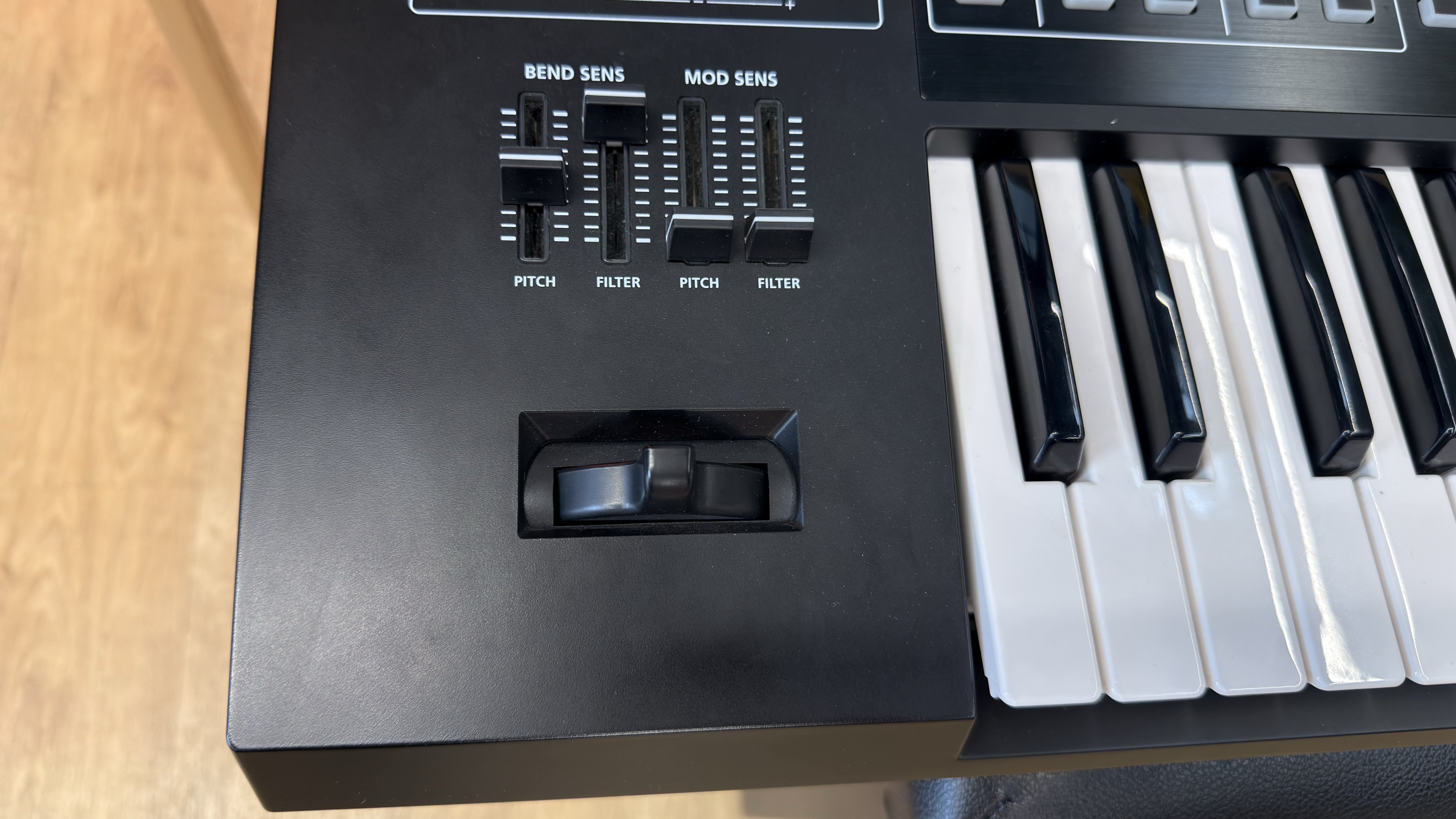 Roland SYSTEM-8 (použité) (obrázek 9)