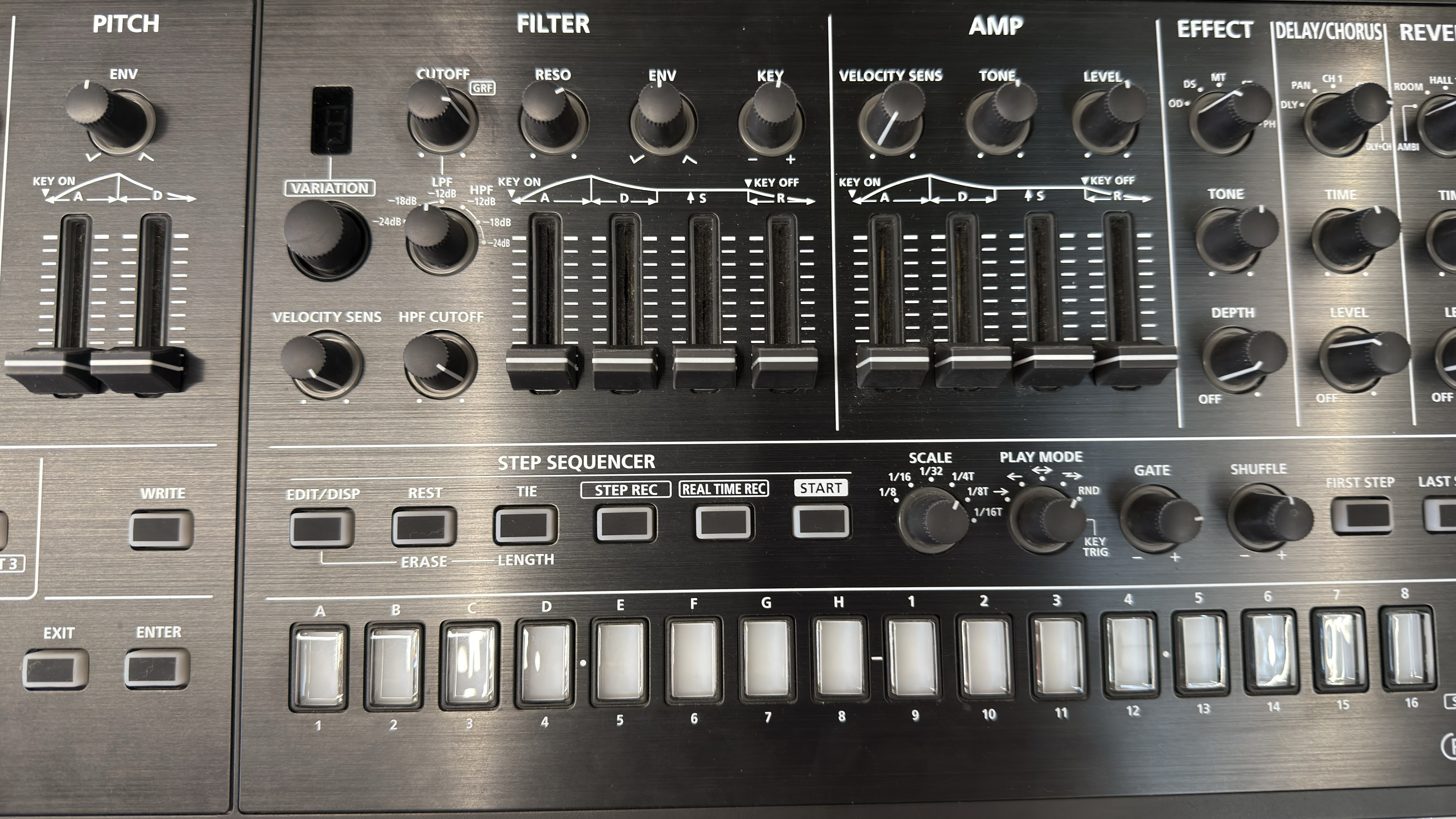 Roland SYSTEM-8 (použité) (obrázek 8)