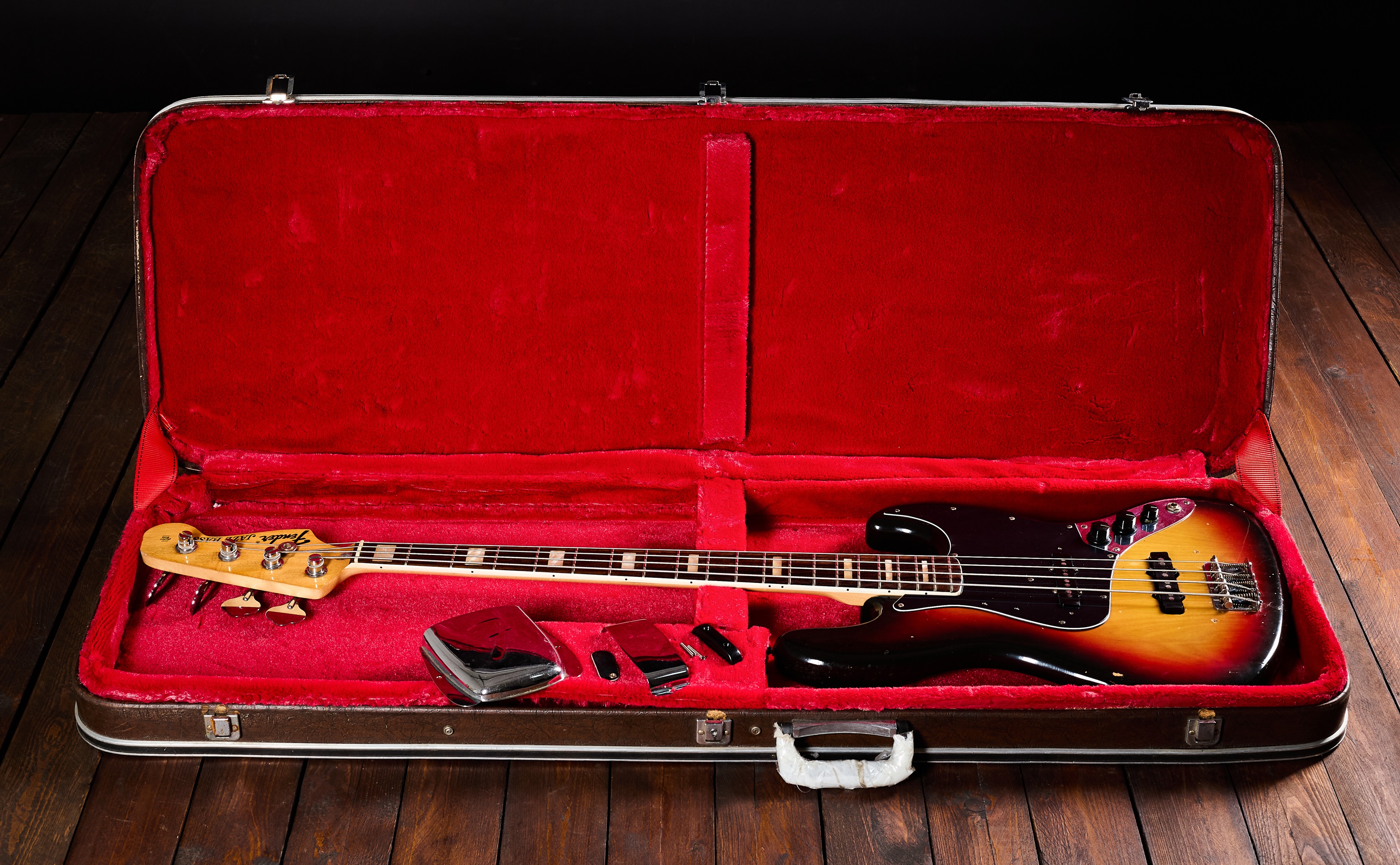 Fender 1976 Jazz Bass 3TSB (obrázek 8)