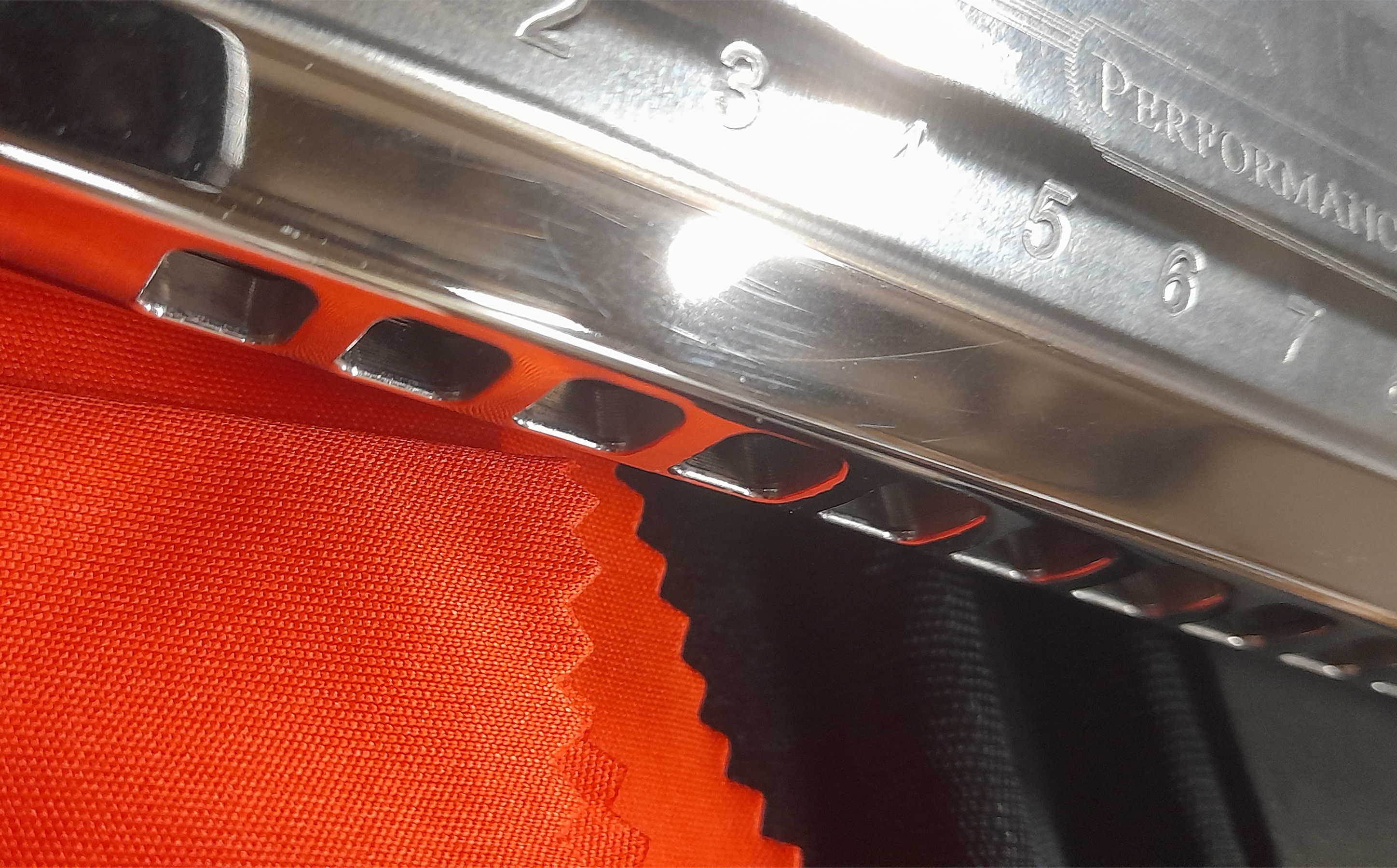 Hohner ACE 48 (použité) (obrázek 8)