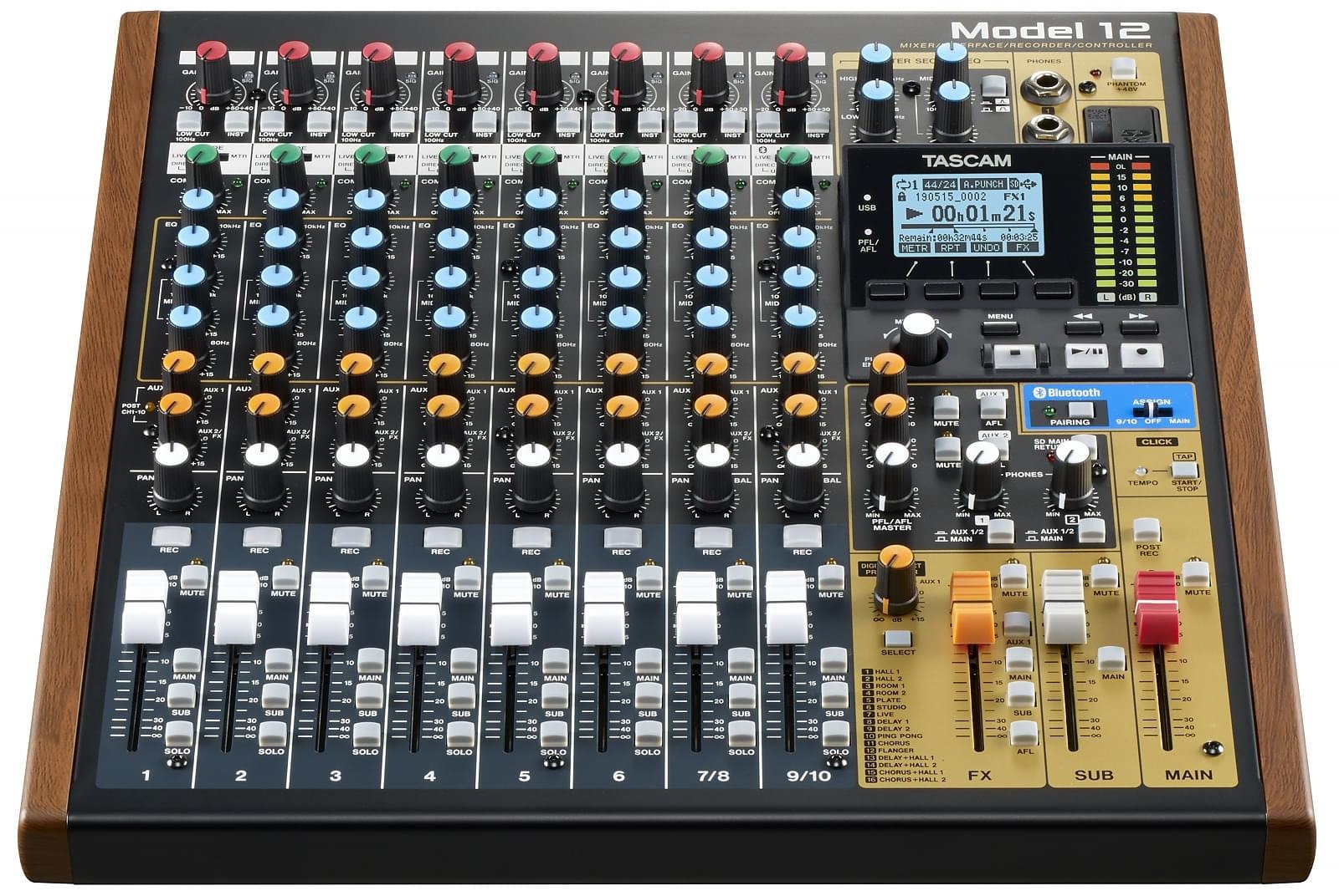 Tascam Model 12 (obrázek 4)
