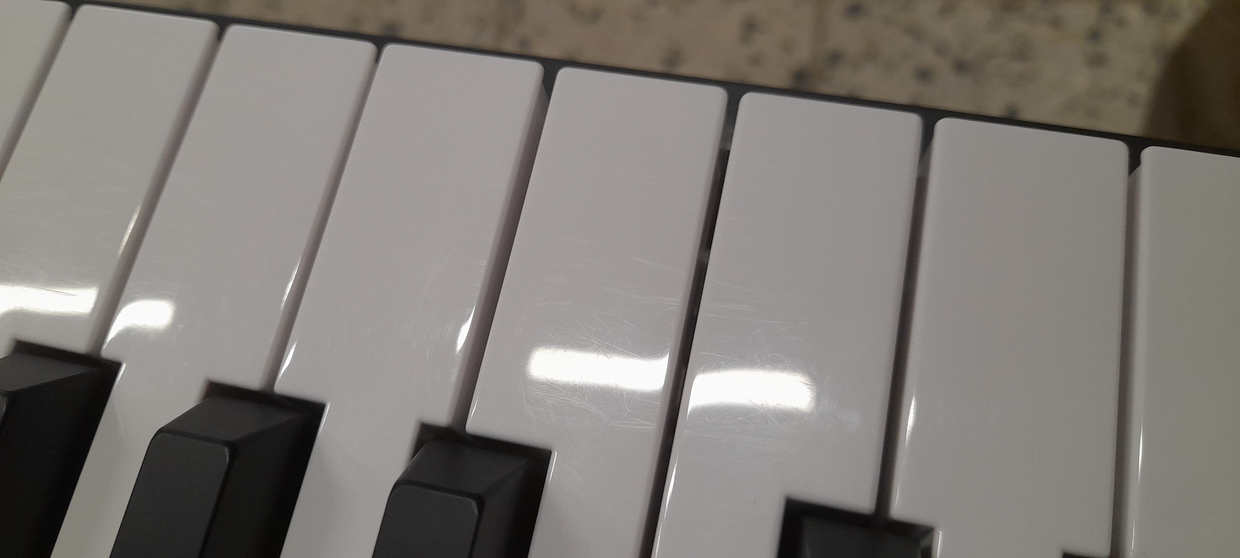 Novation Impulse 61 (použité) (obrázek 9)