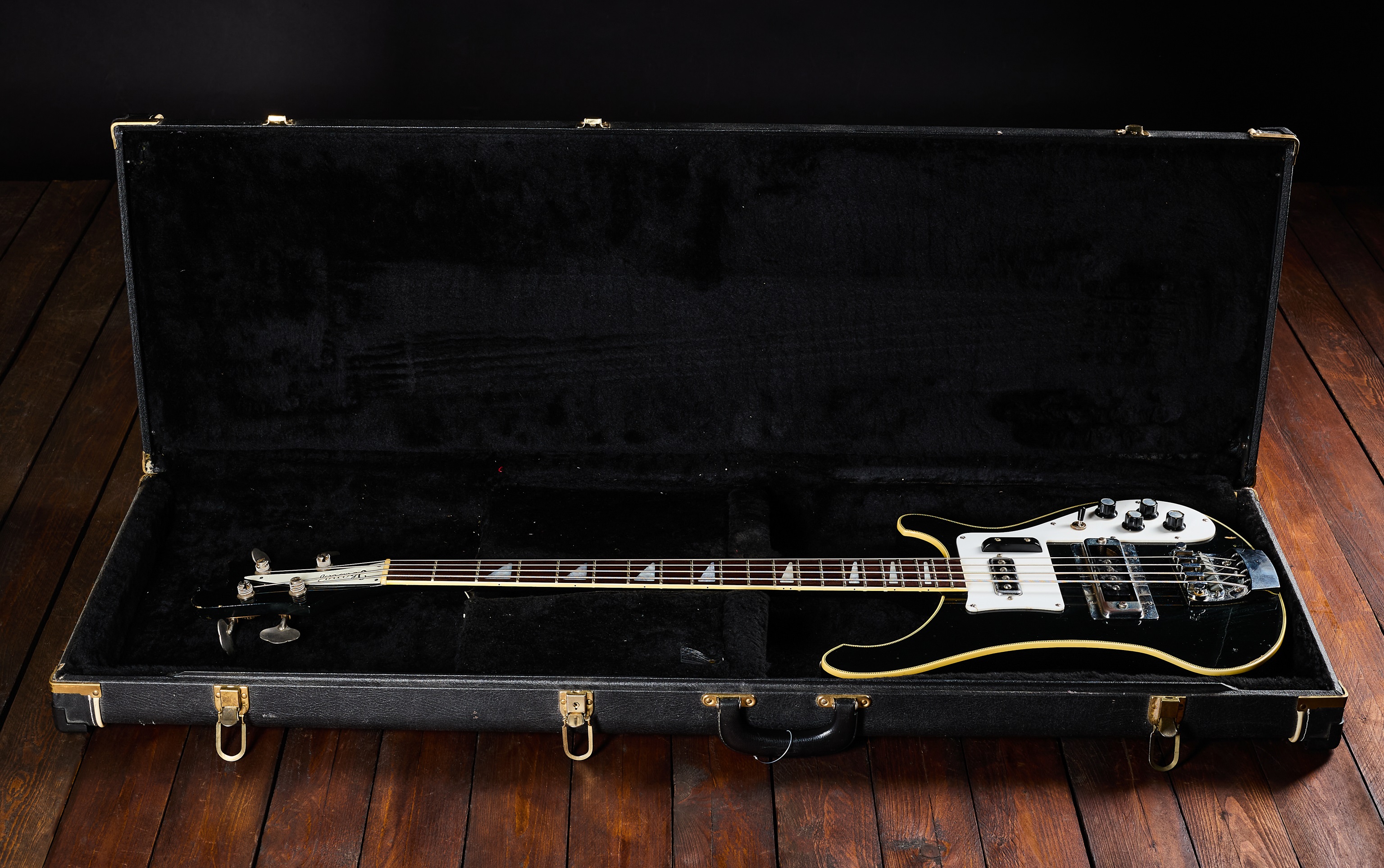 Ibanez 1977 Rick Clone BK (obrázek 7)