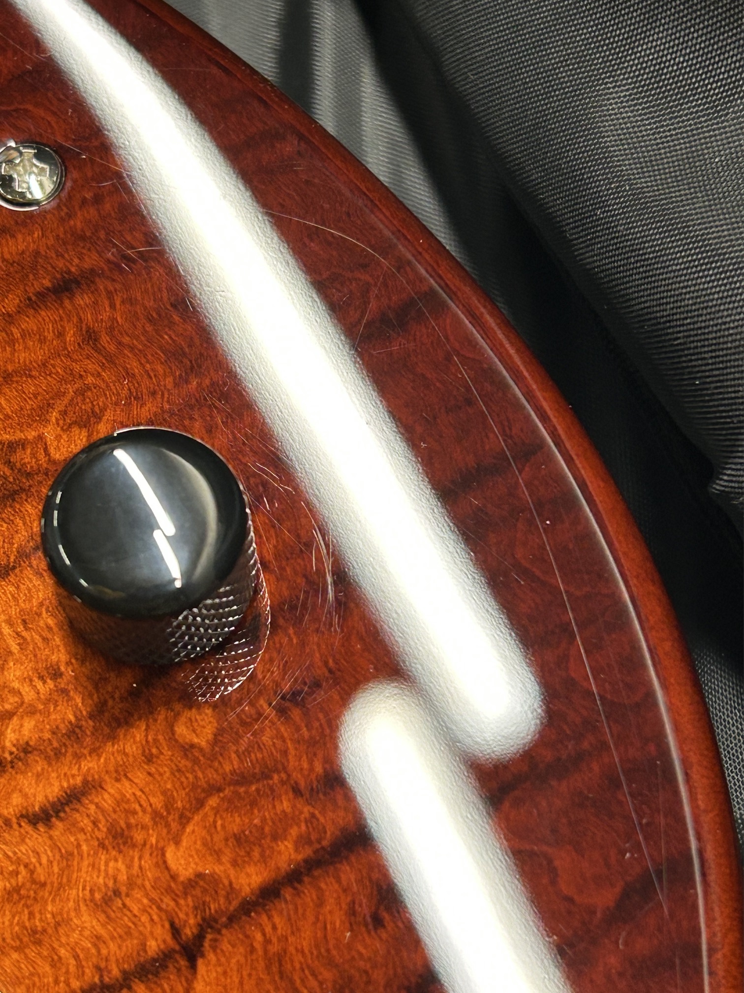 Godin xtSA Light Burst Flame (použité) (obrázek 7)