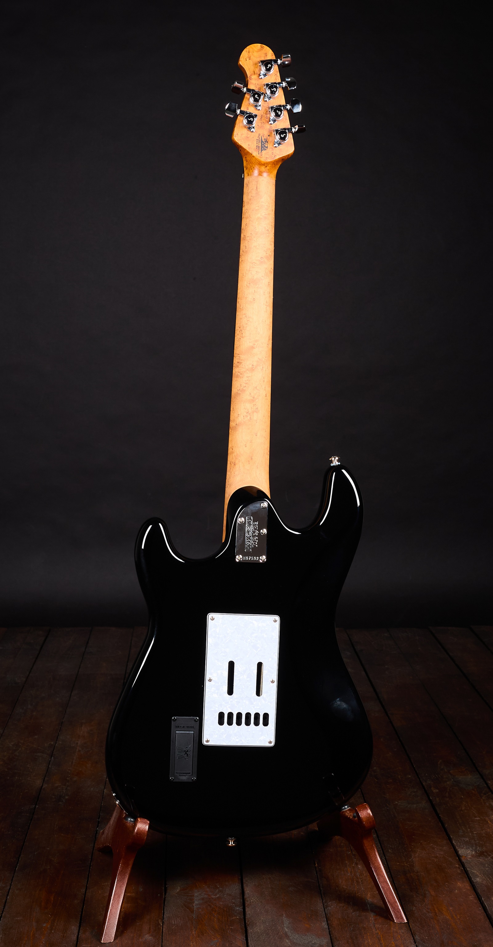 Music Man 2024 Cutlass SSS (obrázek 3)