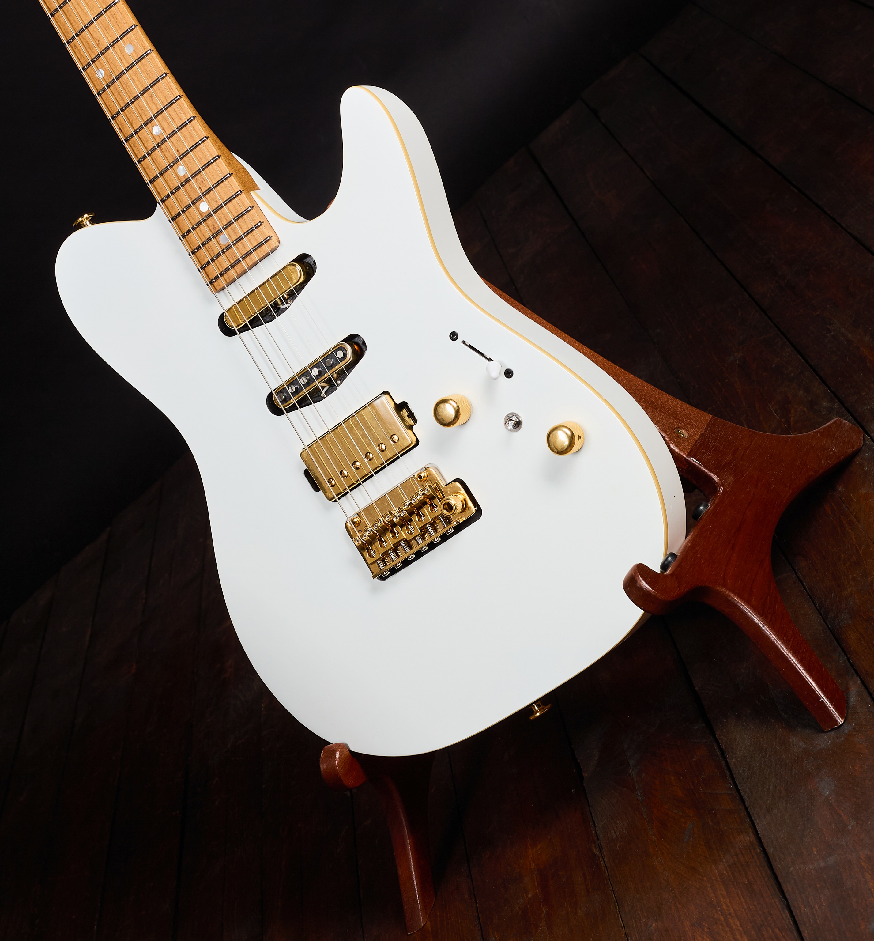 Ibanez 2024 Lari Basilio LB1 White (obrázek 4)