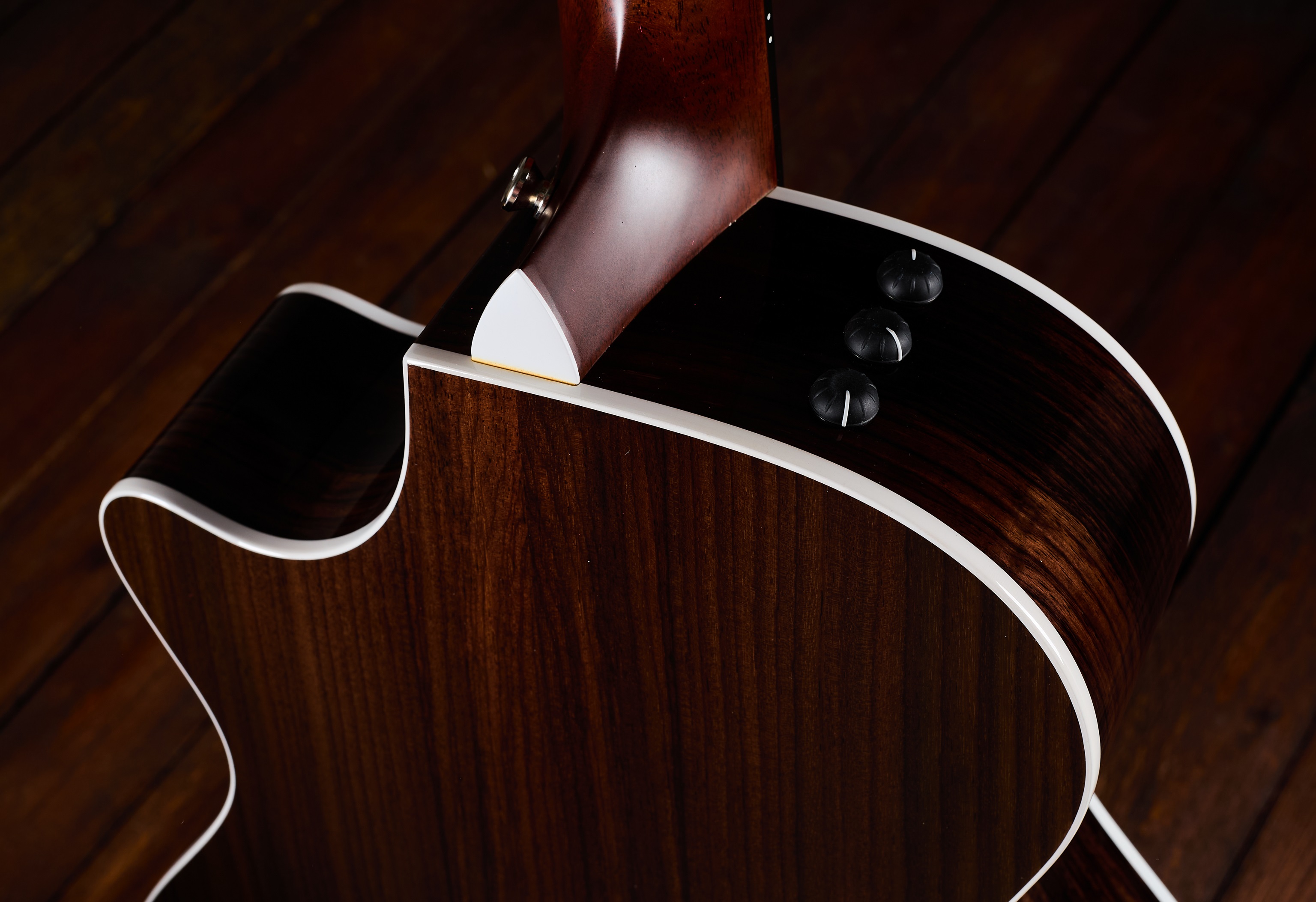 Taylor 2023 412ce-R Tobacco Sunburst Top (obrázek 5)