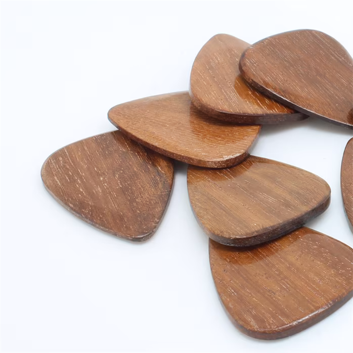 Timber Tones Cobra's Saffron 4-Pack - Plektren