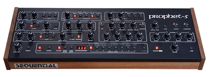 Sequential Prophet-5 Desktop Module (ausgepackt) - Analog-Synthesizer