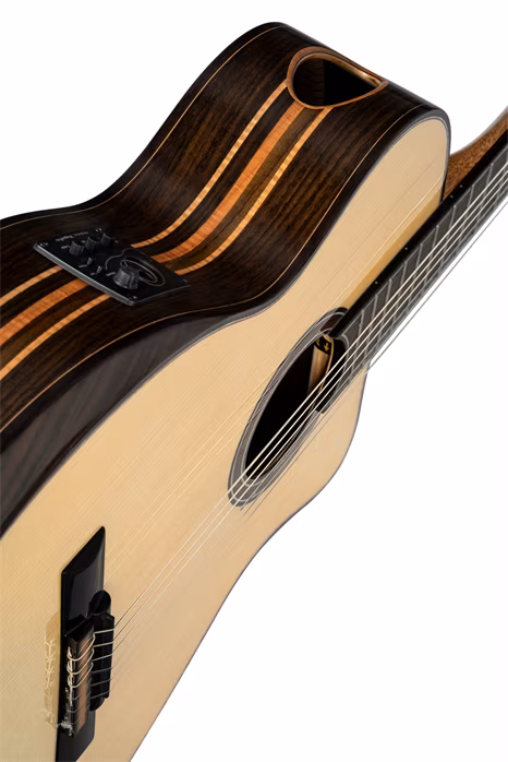 Ortega Grandsuite CE 4/4 NAT  - Klassische elektroakustische Gitarre