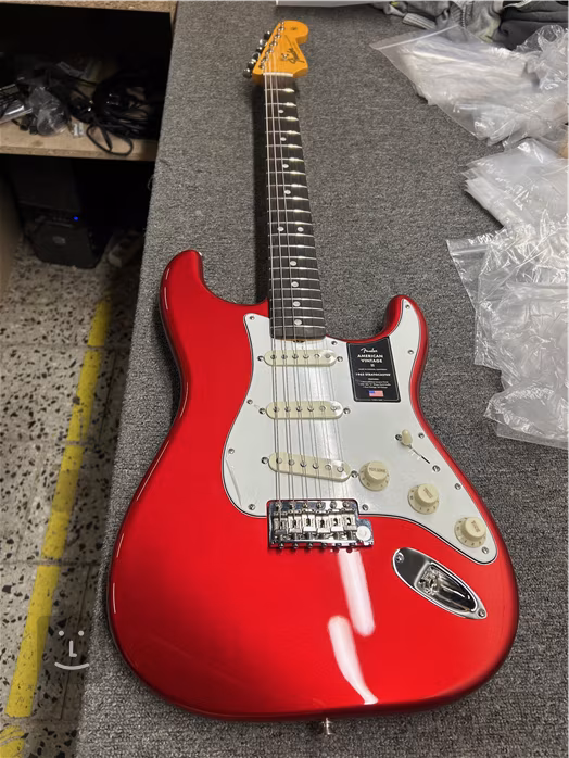 Fender American Vintage II 1965 Stratocaster Round-Lam RW CAR (gebraucht) - E-Gitarre