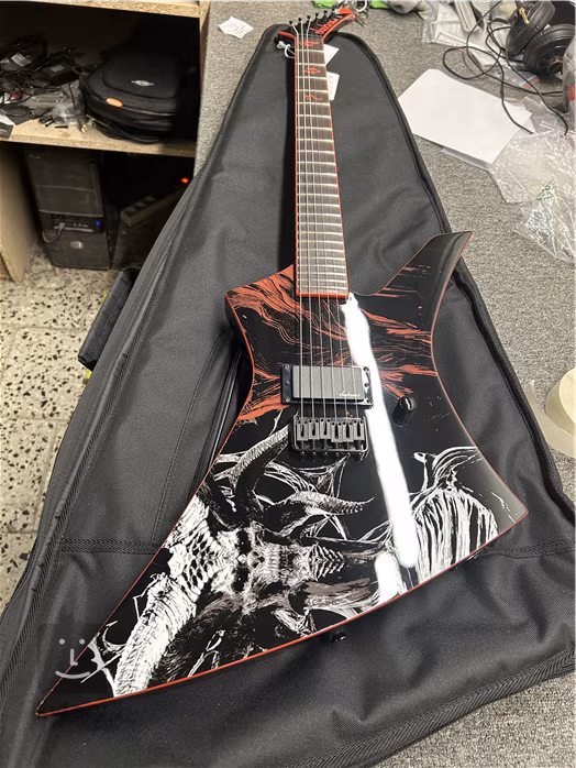 Jackson X Series LTD Kelly KE HT DIABLO (beschädigt) - E-Gitarre