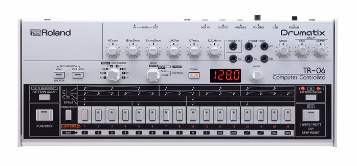 Roland TR-06 - Dob szintetizátor, szekvencer