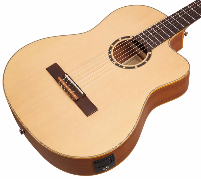 Ortega RCE125SN - Klasszikus elektroakusztikus gitár