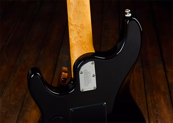 Music Man 2004 Petrucci JP6 Black - Elektromos gitár