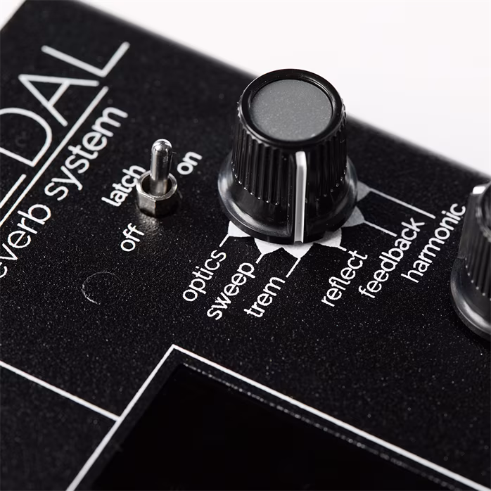 Gamechanger Audio Light Pedal - Gitáreffekt