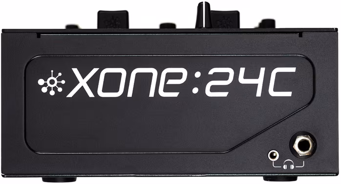 Allen&Heath XONE:24C - DJ keverő