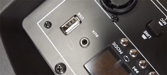 Gemini WPX-2000TOGO (használt) - Komplett hangosítási rendszer