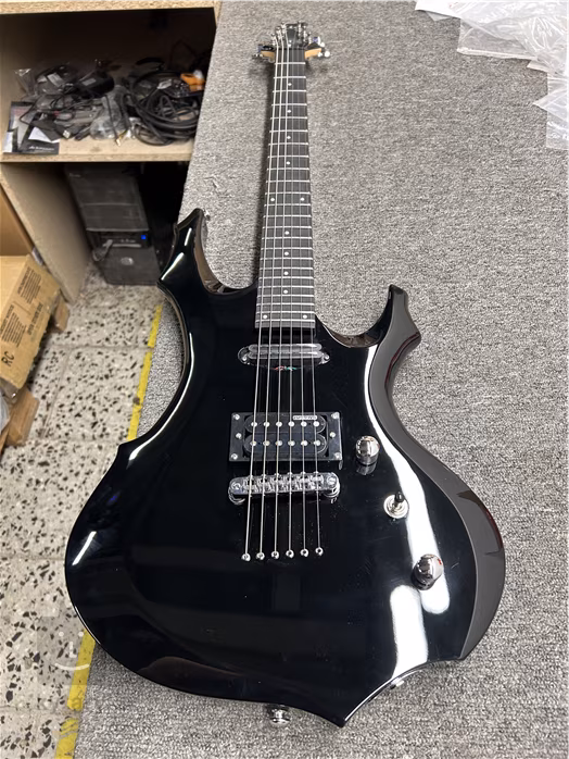 ESP LTD F-10KIT BLK (használt) - Elektromos gitár