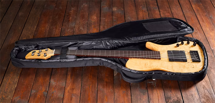 AV Basses AVS5 Fretless - Elektromos basszusgitár