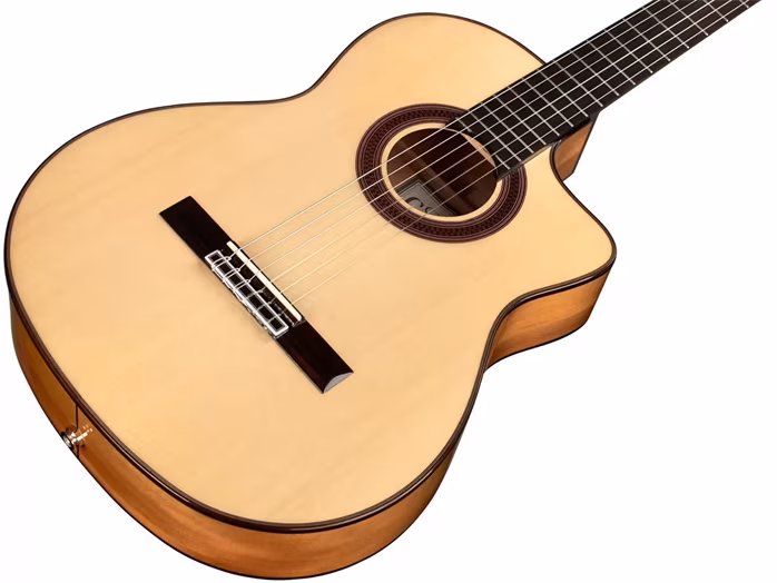 Cordoba GK Studio - Klasszikus elektroakusztikus gitár