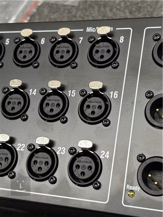 Allen&Heath AR2412 BLACK (használt) - AudioRack