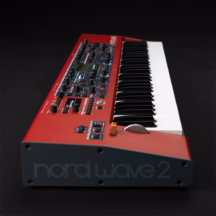 Nord Wave 2 - Syntezator