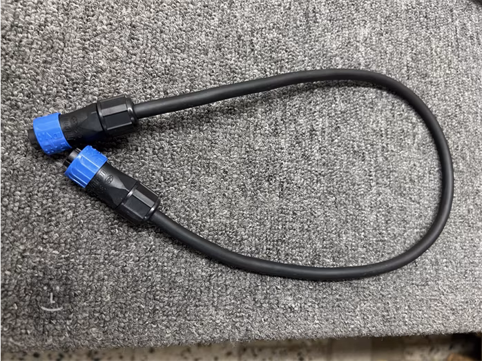 ADJ PSLC1 1ft. Pixie Strip Link Cable 0.3m (używane) - Kabel zasilający