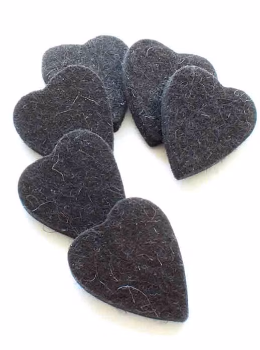 Timber Tones Felt Tones Heart Black Wool Felt  - Kostka