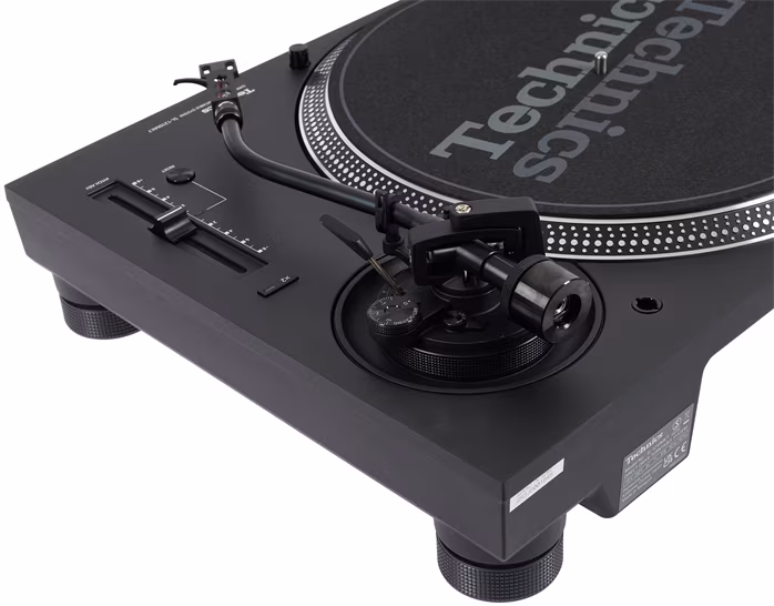 Technics SL-1210MK7 - Gramofon DJ-ski z napędem bezpośrednim
