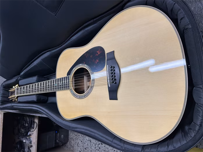 Yamaha LL16 ARE 12 (używane) - Dwunastostrunowa gitara elektroakustyczna