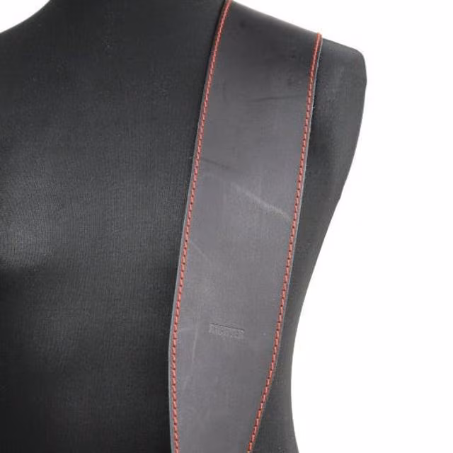 Richter Raw III Contour Vintage Black/Red - Gitarový popruh