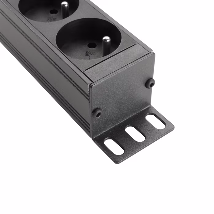 Adam Hall 19" Parts 87478 - Zásuvková lišta