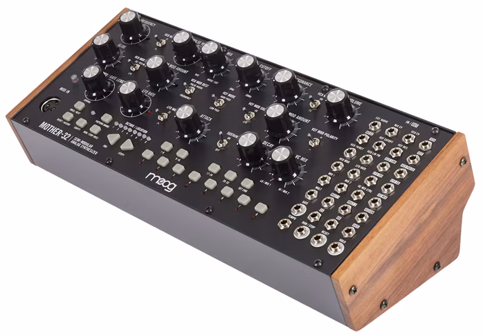Moog Mother 32 - Analógový syntezátor
