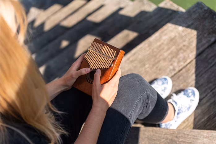 Meinl KA17SU Sound Hole Designer Kalmiba Sun - Kalimba
