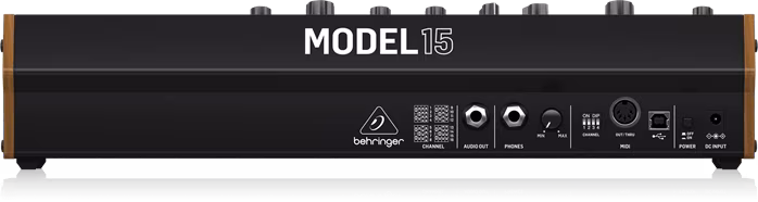 Behringer MODEL 15 - Analógový syntezátor