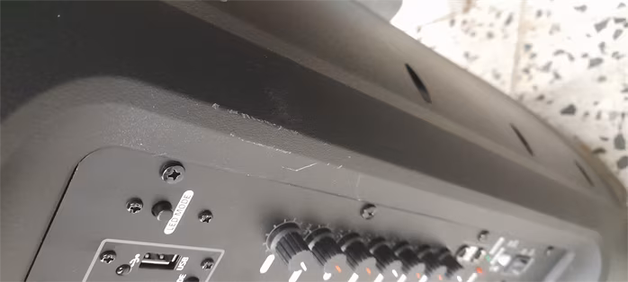 LAMAX PartyBoomBox700 (poškodené) - Bezdrôtový prenosný reproduktor