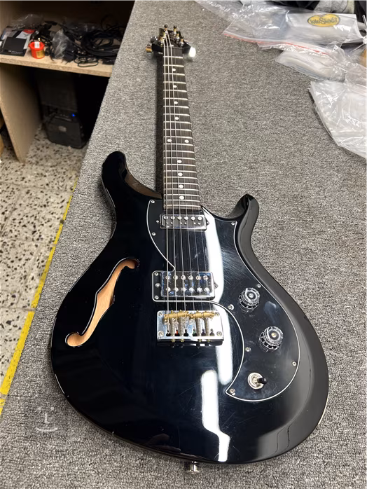PRS S2 Vela Semi-Hollow BL (poškodené) - Semiakustická gitara