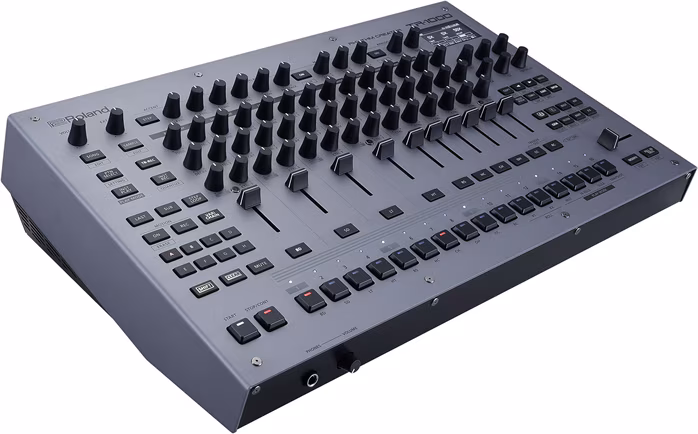 Roland TR-1000 - Bicí automat