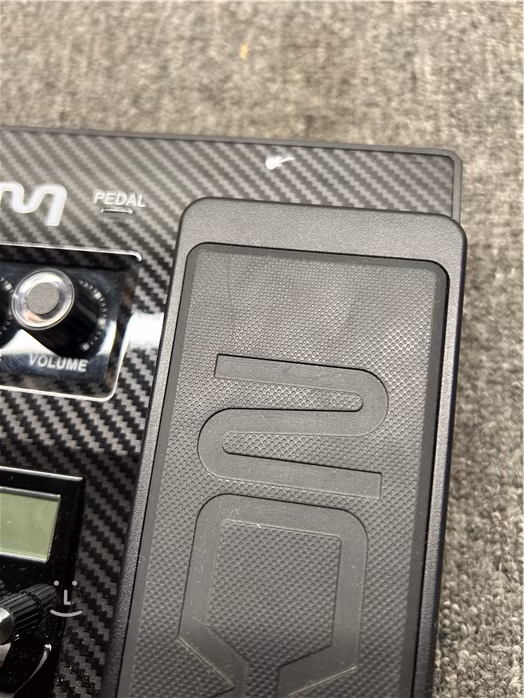 Zoom G11 (použité) - Gitarový multiefekt