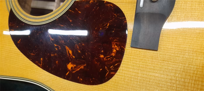 Martin D-28 LH (poškodené) - Ľavoruká akustická gitara