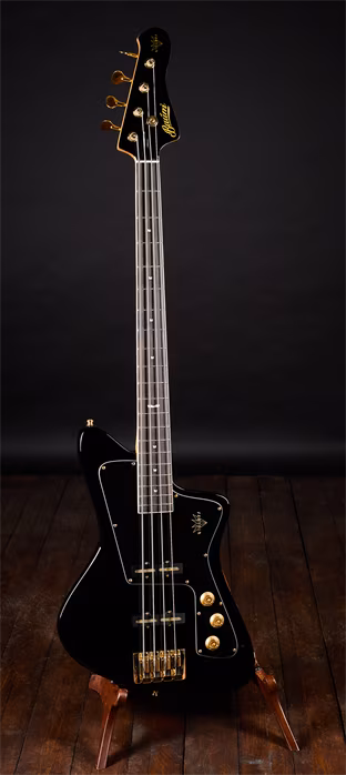 Baúm 2024 Wingman Bass 4 Pure Black - Elektrická basgitara