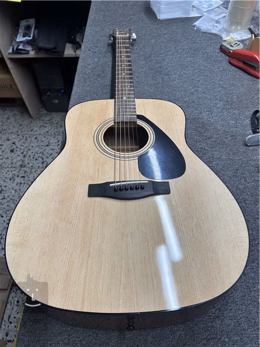 Yamaha F310 (poškodené) - Akustická gitara
