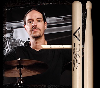 Vater Derek Roddy Signature