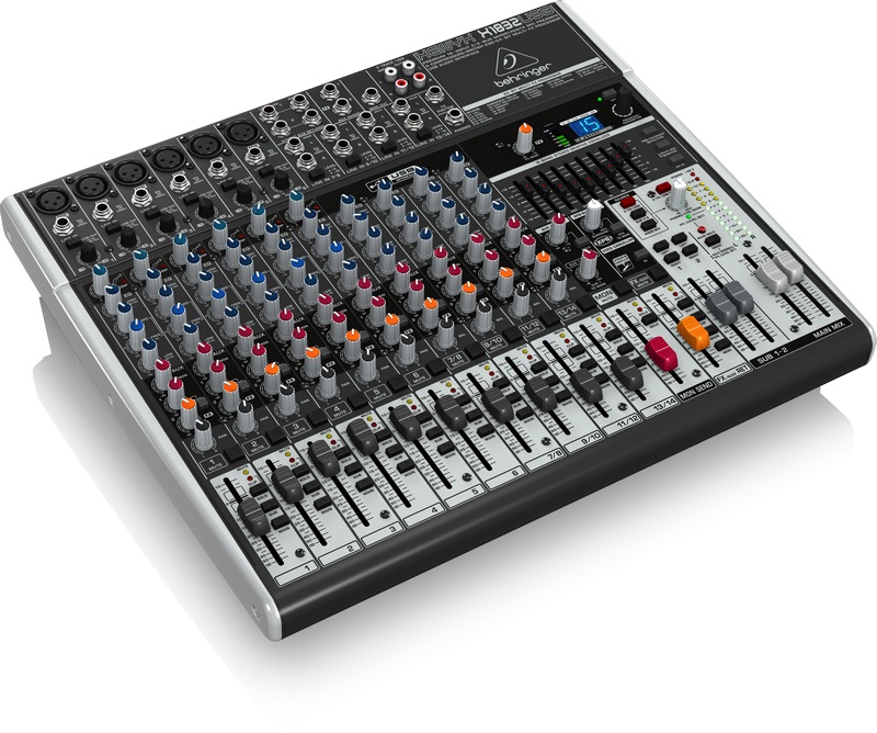 Behringer X1832USB